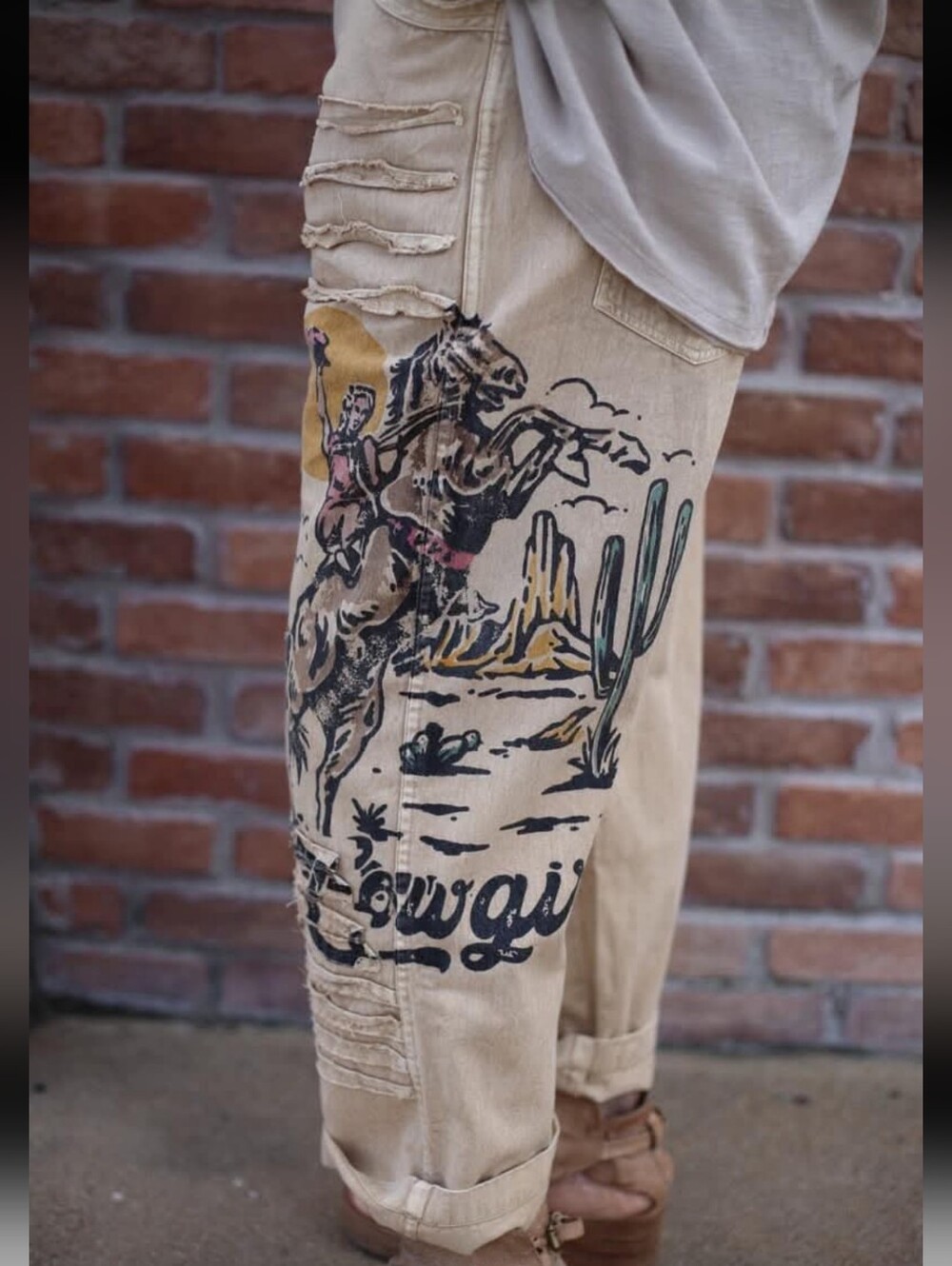 Paper Lace Cowgirl Khaki Pants Size Large